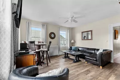 8 Franklin Street #3, Newport, RI 02840 - Photo 6