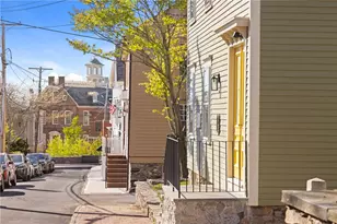 18 Barney St, Newport, RI 02840 - Photo 2
