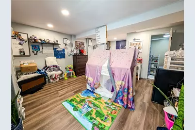 115 Davis Avenue, Cranston, RI 02910 - Photo 26