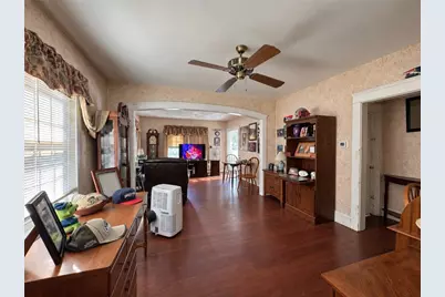 23 Whitford Avenue, Pawtucket, RI 02860 - Photo 6