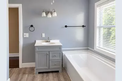 30 Eddington Street, Pawtucket, RI 02861 - Photo 18