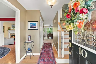 10 Jay Court, Cranston, RI 02921 - Photo 8