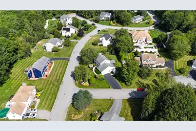 10 Jay Court, Cranston, RI 02921 - Photo 2