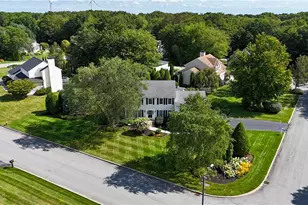 10 Jay Ct, Cranston, RI 02921 - Photo 1