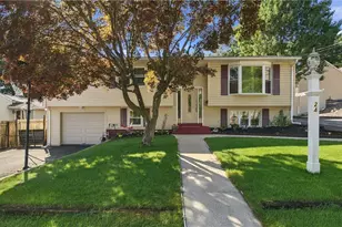 24 Derby Ave, Johnston, RI 02919 - Photo 2