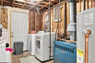 24 Derby Ave, Johnston, RI 02919 - Photo 34