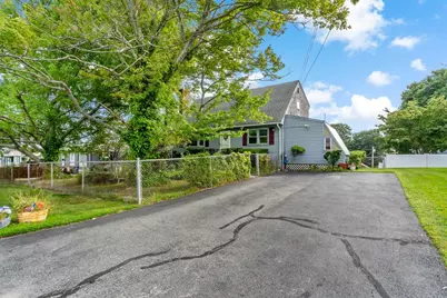 7 Charlotte Drive, Bristol, RI 02809 - Photo 14