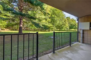 650 E Greenwich Ave, West Warwick, RI 02893 - Photo 34
