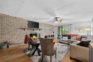 650 E Greenwich Ave, West Warwick, RI 02893 - Photo 4