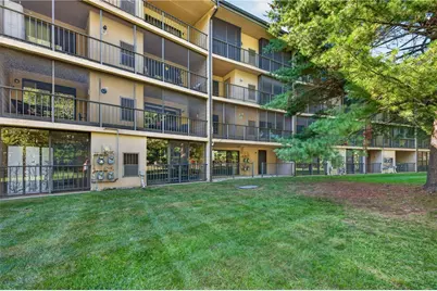 650 East Greenwich Avenue #3/405, West Warwick, RI 02890 - Photo 34