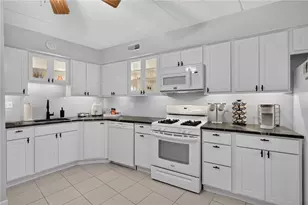 650 E Greenwich Ave, West Warwick, RI 02893 - Photo 18