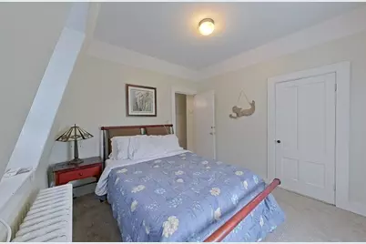 36 Dixon Street, Newport, RI 02840 - Photo 22