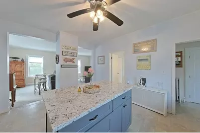 36 Dixon Street, Newport, RI 02840 - Photo 6
