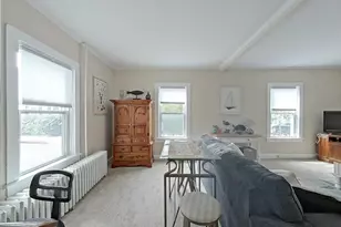 36 Dixon St, Newport, RI 02840 - Photo 16