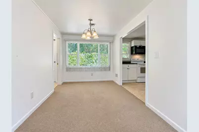 16 Sandra Drive, North Kingstown, RI 02852 - Photo 4