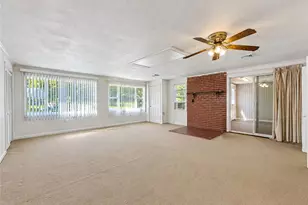 16 Sandra Dr, North Kingstown, RI 02852 - Photo 12