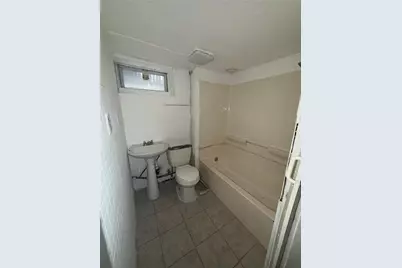 10 La Vaughn Street, Providence, RI 02909 - Photo 12