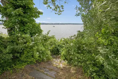683 Neck Road, Tiverton, RI 02878 - Photo 20