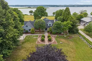683 Neck Rd, Tiverton, RI 02878 - Photo 2