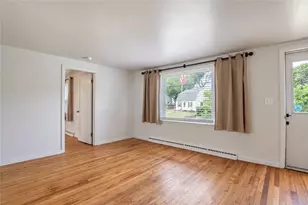 94 Tennessee Ave, Warwick, RI 02888 - Photo 16