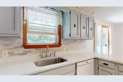 52 Atlantic Avenue, West Warwick, RI 02893 - Photo 20
