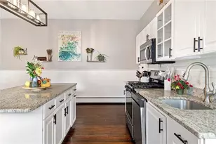 38 Collins St, Bristol, RI 02809 - Photo 16