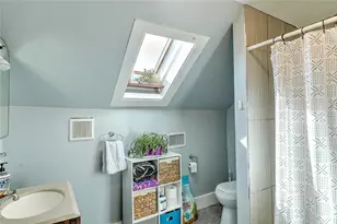 390 Hope St, Providence, RI 02906 - Photo 12
