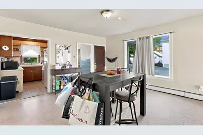 904 Newport Avenue, Pawtucket, RI 02861 - Photo 14
