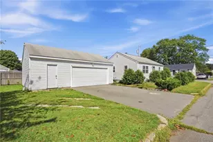 86 Paul St, Pawtucket, RI 02861 - Photo 34