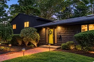 160 Windermere Way, Warwick, RI 02886 - Photo 2