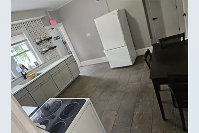 172 Central Avenue, East Providence, RI 02914 - Photo 4