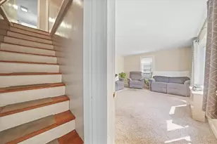 20 Horse Neck Rd, Warwick, RI 02889 - Photo 18