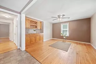 20 Horse Neck Rd, Warwick, RI 02889 - Photo 6