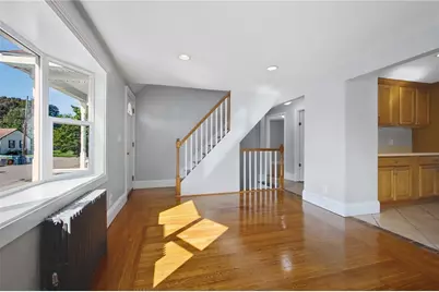 37 Vera Street, Warwick, RI 02886 - Photo 6