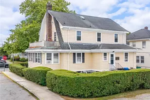 440 Broadway, Newport, RI 02840 - Photo 2