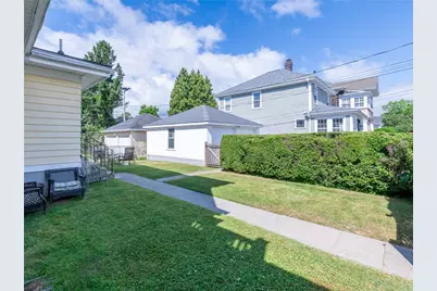 440 Broadway, Newport, RI 02840 - Photo 22