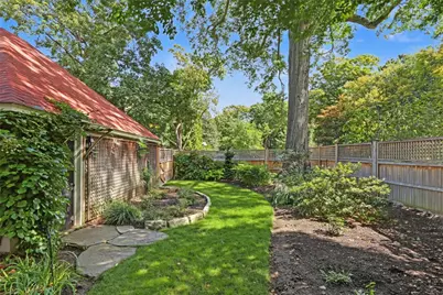 283 Wayland Avenue, Providence, RI 02906 - Photo 48