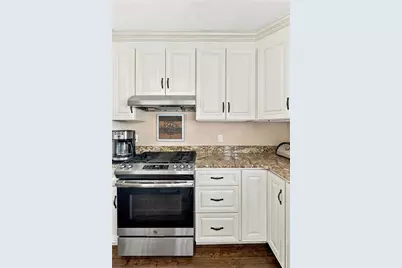 60 Charles Street, Bristol, RI 02809 - Photo 18