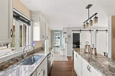 60 Charles Street, Bristol, RI 02809 - Photo 16