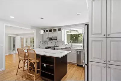 22 Carriage Drive, Lincoln, RI 02865 - Photo 2