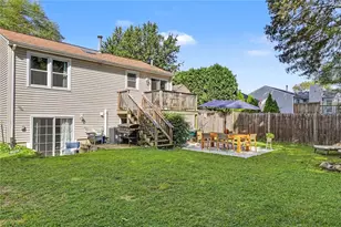 38 Lakeview Dr, Narragansett, RI 02882 - Photo 40