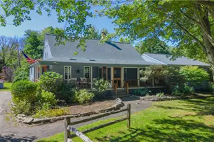 1257 Chopmist Hill Rd, Scituate, RI 02857 - Photo 2