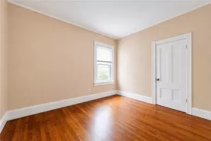 166 Summit St, Pawtucket, RI 02860 - Photo 12