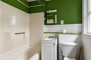 166 Summit St, Pawtucket, RI 02860 - Photo 8