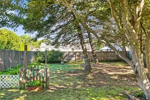29 Rosegarden St, Warwick, RI 02888 - Photo 32