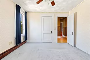 29 Rosegarden St, Warwick, RI 02888 - Photo 22