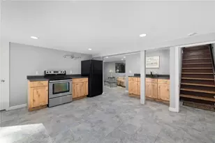 200 River Farm Dr, East Greenwich, RI 02818 - Photo 36