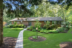 200 River Farm Dr, East Greenwich, RI 02818 - Photo 2