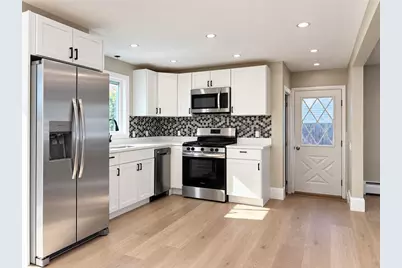 6 Pearce Avenue, Cranston, RI 02920 - Photo 2