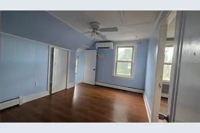 18 Glen Street, East Providence, RI 02915 - Photo 14